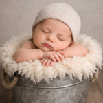 babyfotografering_baby_i_spand